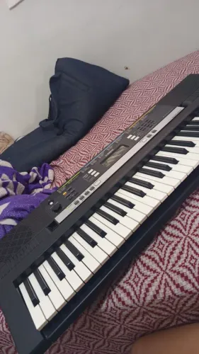 VENDO OU TROCO EM IPHONE TECLADO YAMAHA PSR-E243