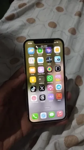 iPhone 12