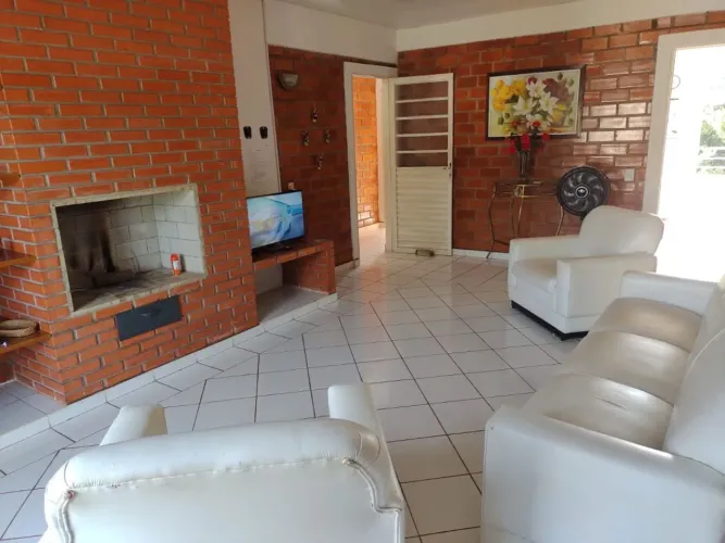 Casa sobrado - temporada em Chapada dos Guimarães
