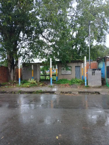 Grande oportunidade de negócio, vendo box com área ampla no centro de coaraci