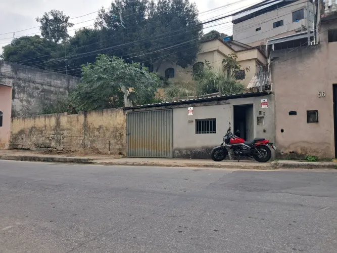Vendo Casa em Ibirité com escritura - oferta