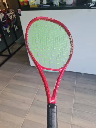 raquete Yonex Vcore