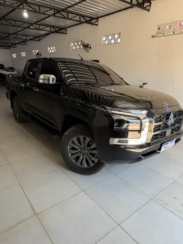 Mitsubishi TRITON HPE 2.4 CD 4X4 TB Diesel Aut. 2027