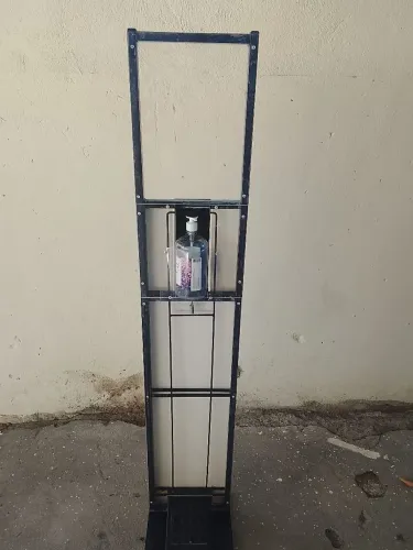 Totem para álcool gel