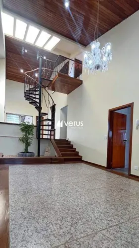 Casa à venda, 4 quartos, 3 suítes, 5 vagas, CIDADE JARDIM - Uberlândia/MG