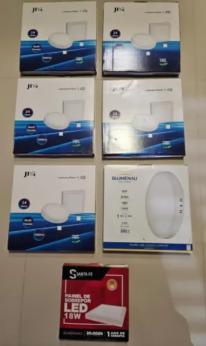 Vendo 7 plafons de LED - Novos
