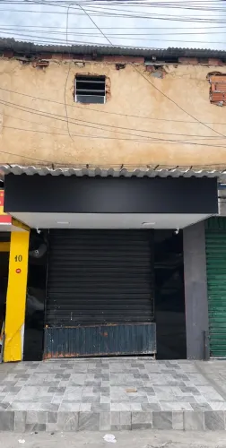 VENDO BOX NA RUA IRIGUAÇU, TÉRREO E 1 andar