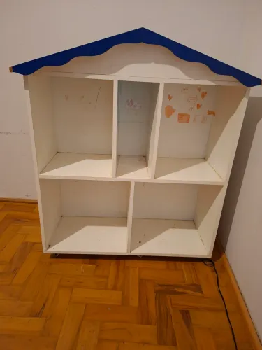 Casinha de boneca