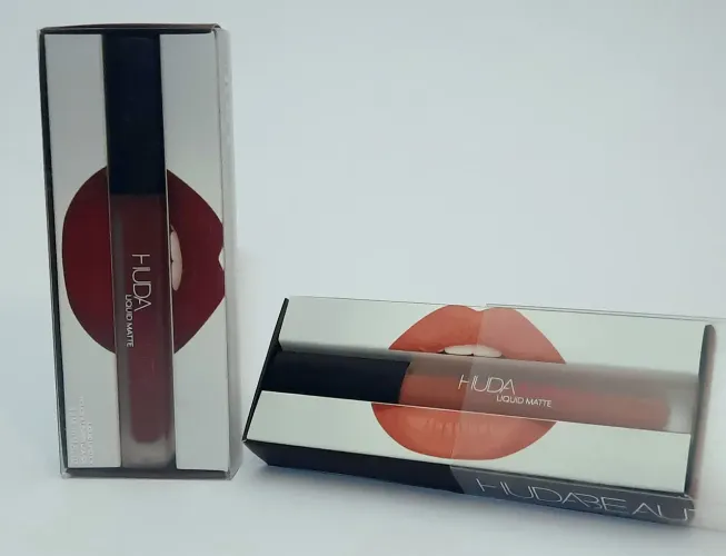 Lipstick Liquid matte cor Famous da Huda Beauty, importado, lacrado na embalagem original!