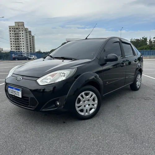 Ford Fiesta Sedan SE 1.6 8V Flex 4P 2014