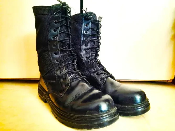 Bota / Coturno Tática Militar Extra Leve - ATALAIA - nº 43