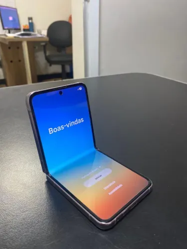 Samsung Galxy Z Flip 5