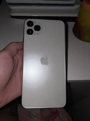vendo ou troco iphone 11 pro max (leia a legenda)