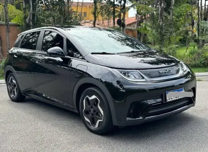 Aluga-se carro para aplicativo.