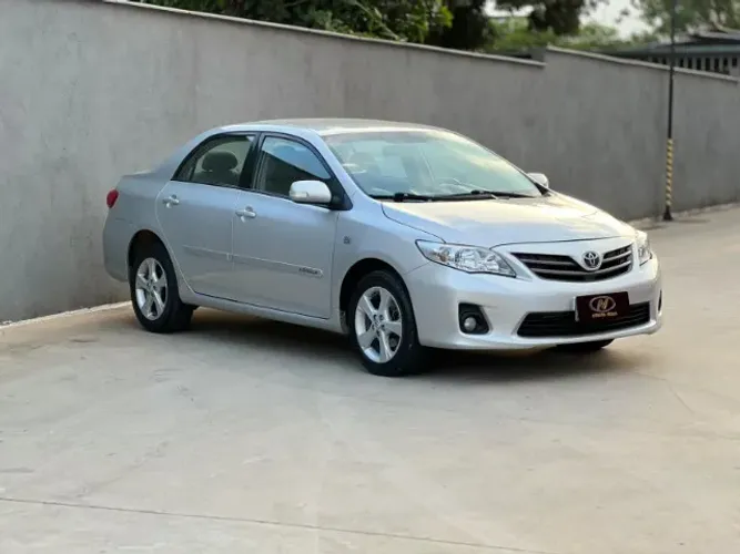 Toyota Corolla XEI 2.0 Flex 16V Aut. 2014