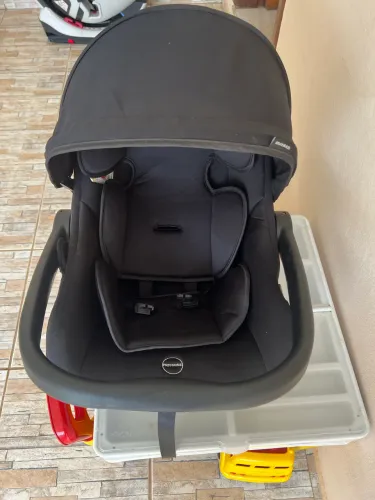 Bebê conforto multkids