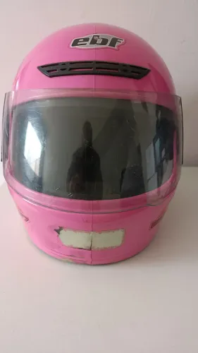 Capacete Rosa EBF usado em ótimo estado de conservação, tudo funcionando perfeitamente