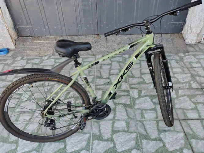 Bicicleta quadro alumínio com marcha aro 29