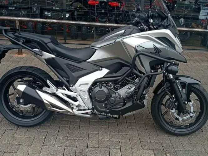 HONDA NC 750X 2024