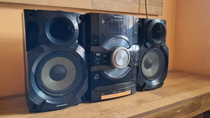 Caixa de som Panasonic 300W
