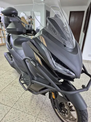 Zontes 350E 25/26 - Apenas 3.620 km - Único dono + Acessórios