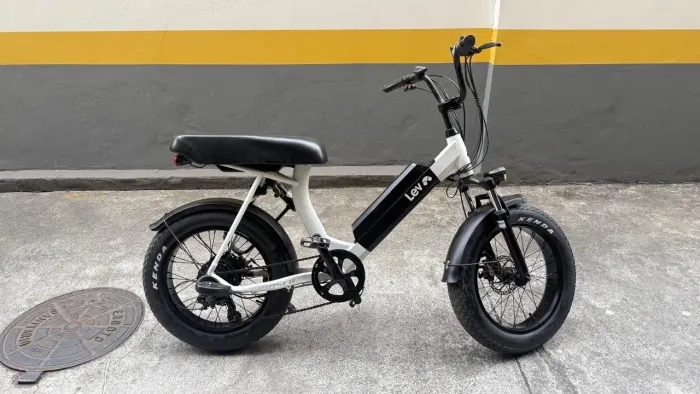 BIKE ELÉTRICA LEV CRUISER ARO 20