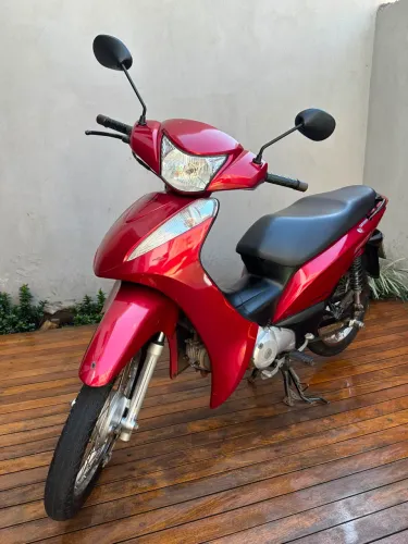 VENDE-SE HONDA BIZ 125 ES FLEX - 2014