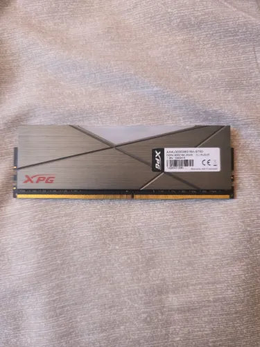 Memoria RAM XPG ddr4 8bg RGB