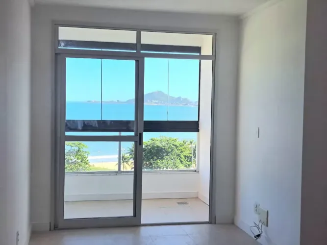 Apartamento 3 quartos  frente para o mar em Camburi!