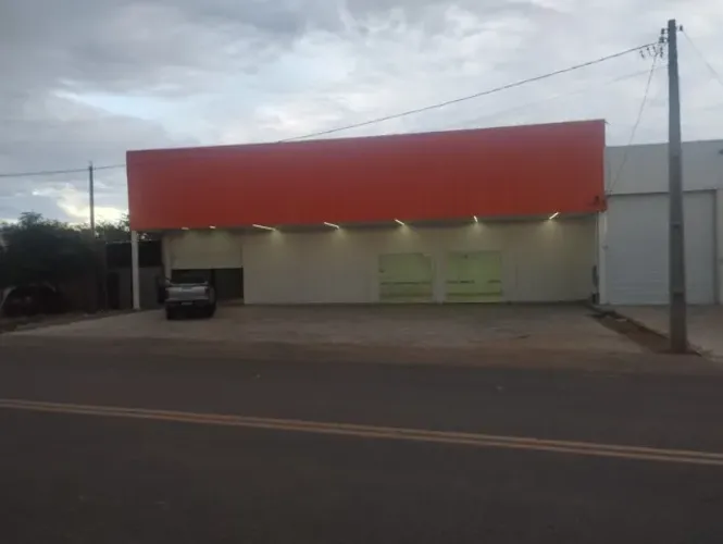 GALPÃO PARA LOCAÇÃO EM GUANAMBI/BA - 1.200m²