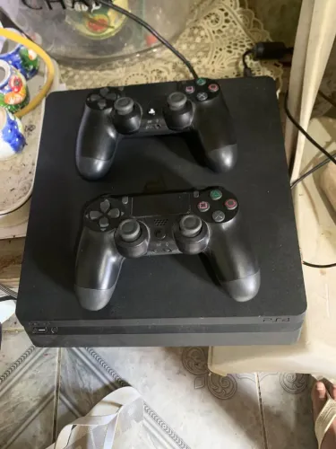Ps4 slim