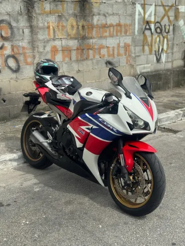 Cbr 1000 rr 