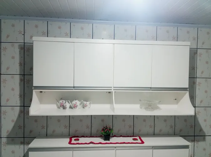 Armário de cozinha Aparti de $350