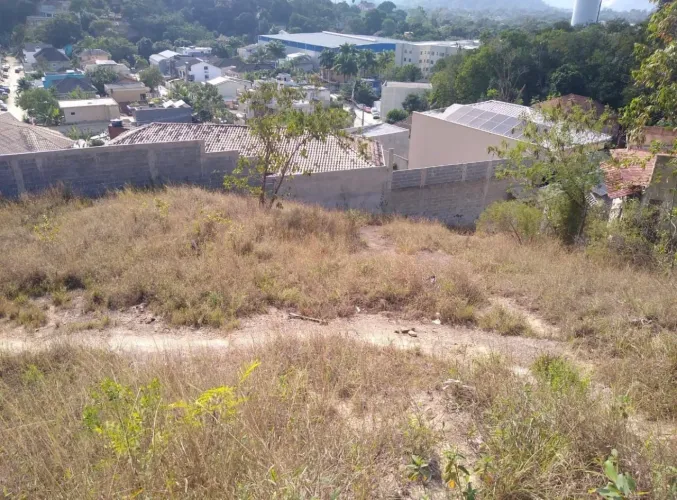 Vendo terreno Vargem Grande
