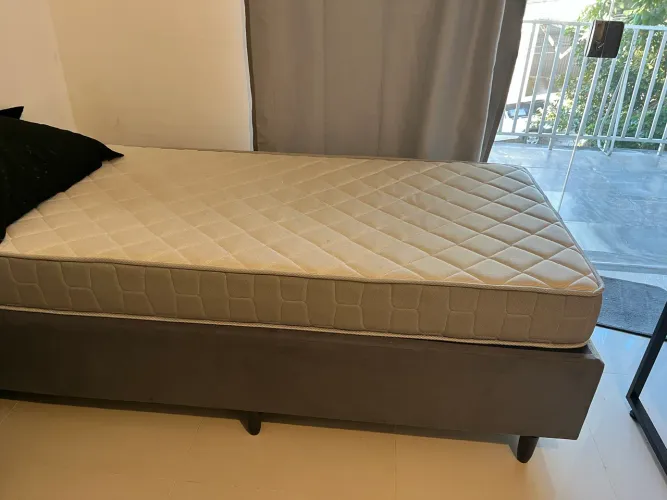 Cama ortobom usada