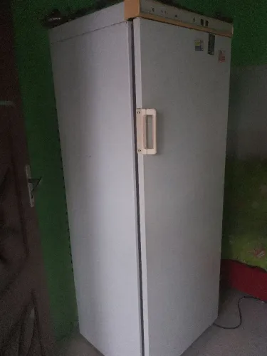 Freezer super novo, bem conservado 