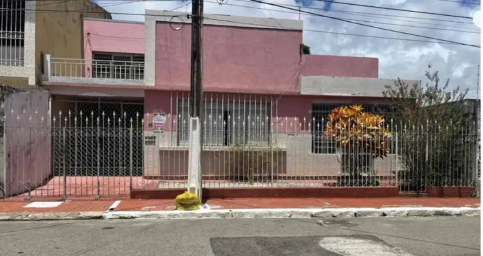 Casa Ampla à venda no Getúlio Vargas