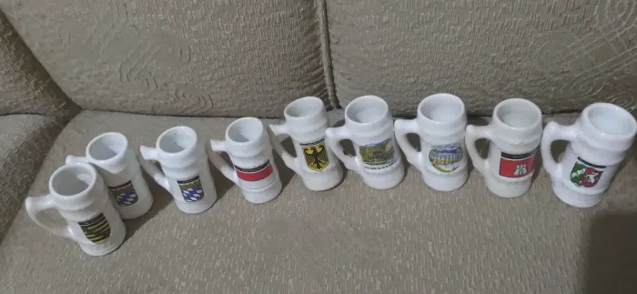 Canequinhas de shop pra colecionar. 30 $