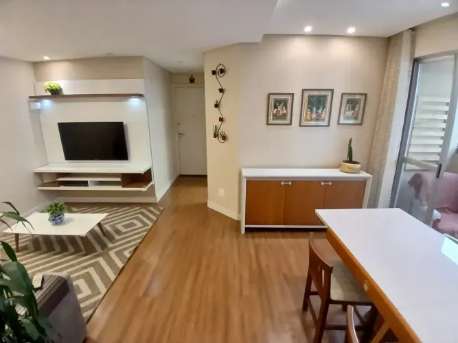 Excelente ap. de 3Q com piso aquecido no Juvevê