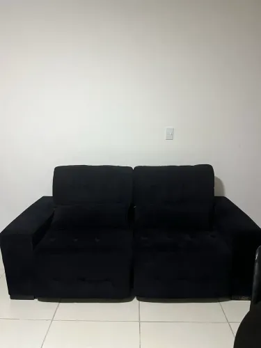 SOFÁ RETRÁTIL PRETO SEMI - NOVO !