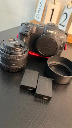 CANON RP 