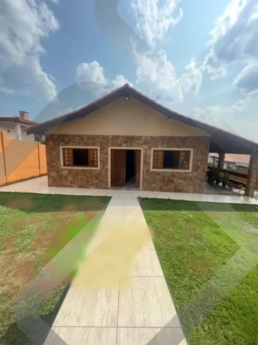CASA A VENDA E LOCAÇAO NO RACHO ALEGRE