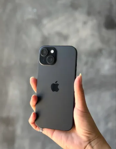 iPhone 15 256GB