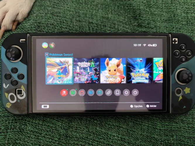 Nintendo Switch OLED (Completo na Caixa) + Cartão 256GB + Acessórios Extras