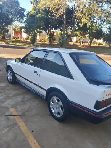 Ford Escort XR3 1.8 / 1.6 Beneton/form./laser 1989