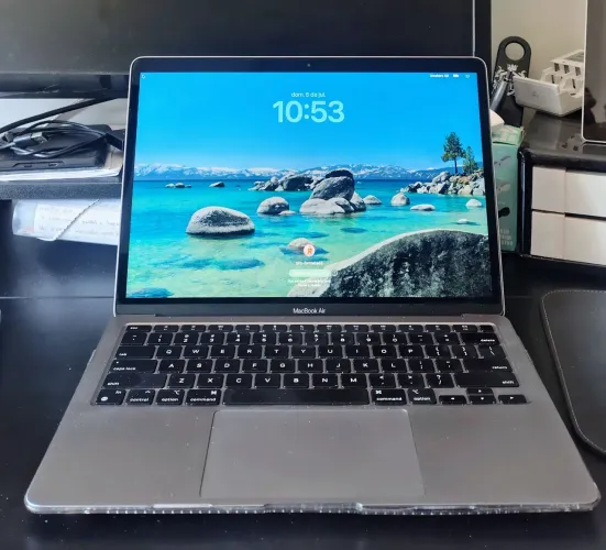 MacBook Air M1 256GB