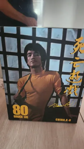 Estatua bruce lee 1/6 CHINA X-H 