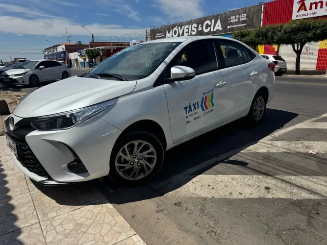 Toyota Yaris XS Sedan 1.5 Flex 16V 4P Aut. 2025