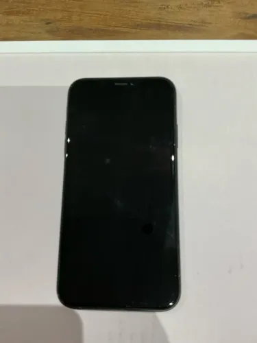 Vendo para ou compra de peças IPhone XR 64gb