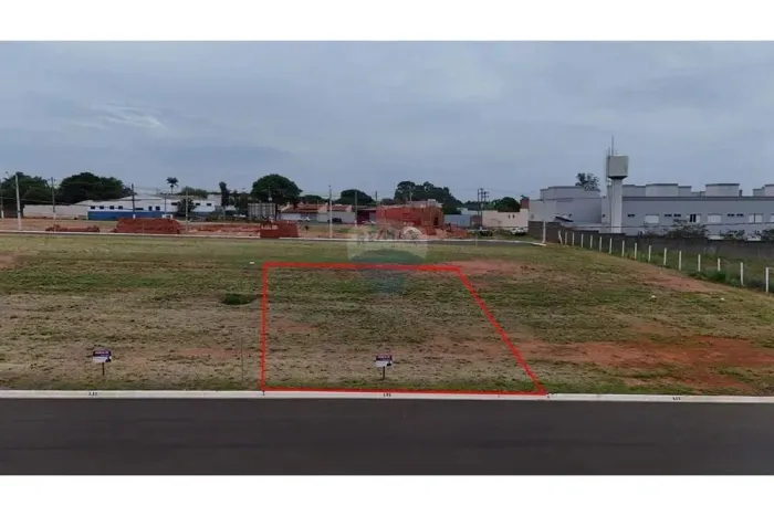 Terreno 250m² em Jardim dos Girassóis, Leme!